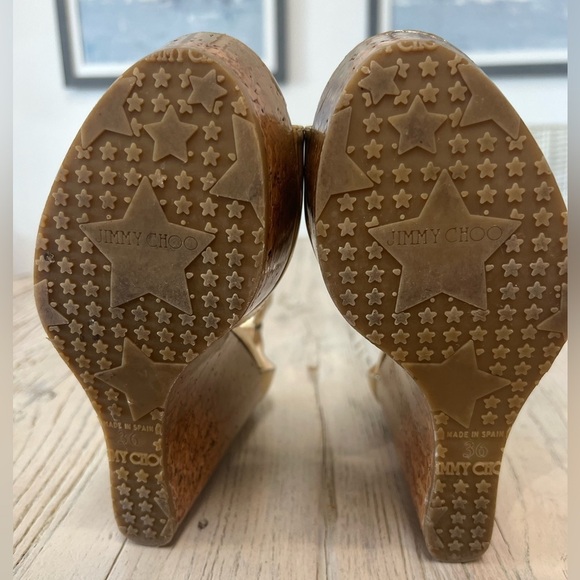 Jimmy Choo Gold shoes Patent Leather Cork Wedge T Strap Sandals Size 36 USA 6 - Picture 16 of 16